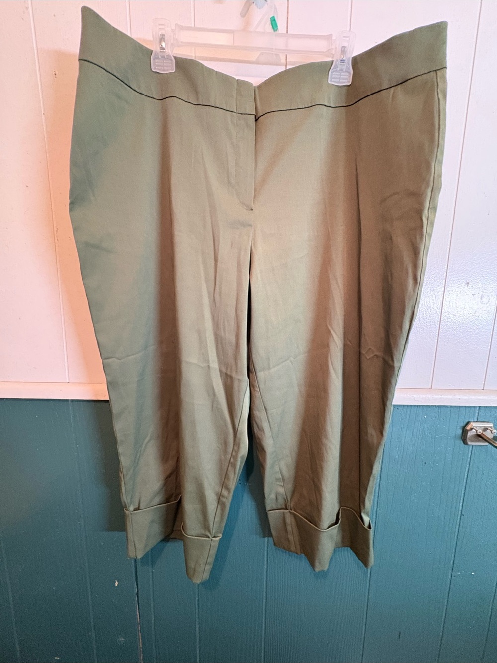 Studio 1940 Olive Green Wide-Leg Cropped Pants